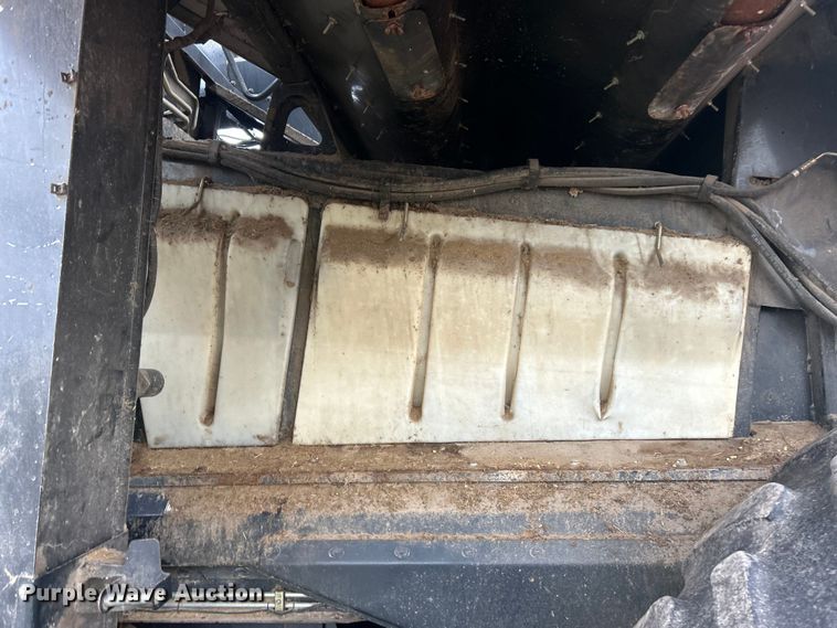 image for item YA1792 2005 Case IH 8010 Axial-Flow RWA combine