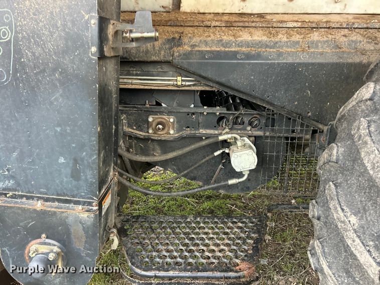 image for item YA1792 2005 Case IH 8010 Axial-Flow RWA combine