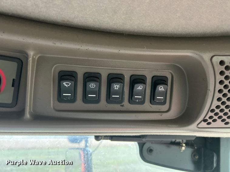 image for item YA1792 2005 Case IH 8010 Axial-Flow RWA combine