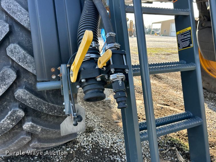 image for item YA1821 2020 Hagie STS16 sprayer