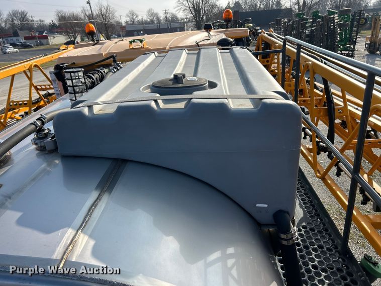 image for item YA1821 2020 Hagie STS16 sprayer