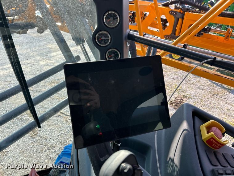 image for item YA1821 2020 Hagie STS16 sprayer