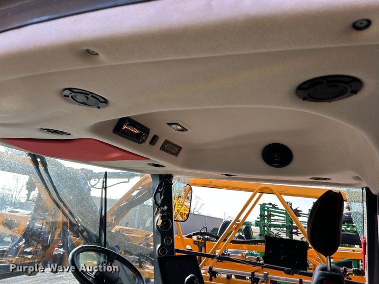 image for item YA1821 2020 Hagie STS16 sprayer