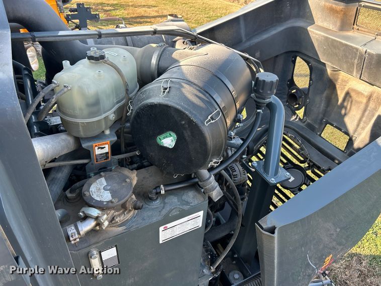 image for item YA1821 2020 Hagie STS16 sprayer