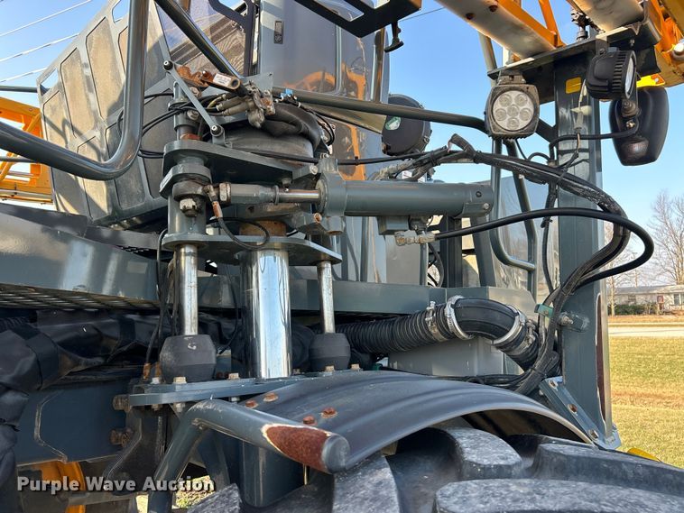 image for item YA1821 2020 Hagie STS16 sprayer