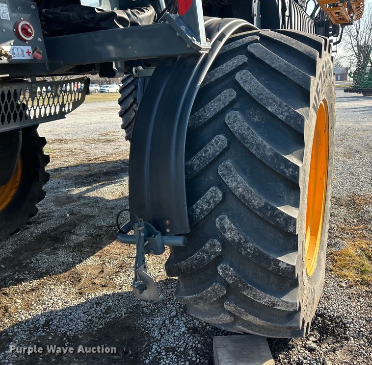 image for item YA1821 2020 Hagie STS16 sprayer