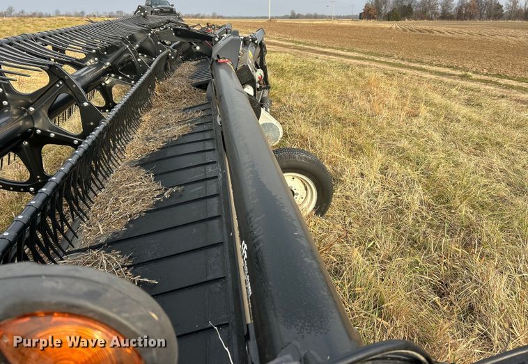 image for item YA1837 2021 MacDon FD140 flex draper head