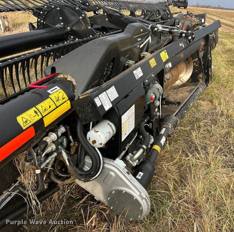 image for item YA1837 2021 MacDon FD140 flex draper head