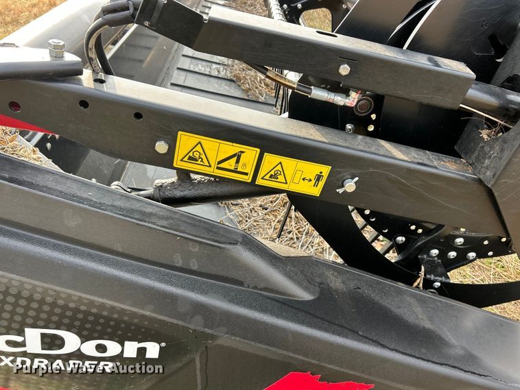 image for item YA1837 2021 MacDon FD140 flex draper head