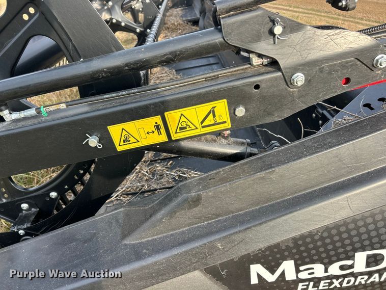 image for item YA1837 2021 MacDon FD140 flex draper head