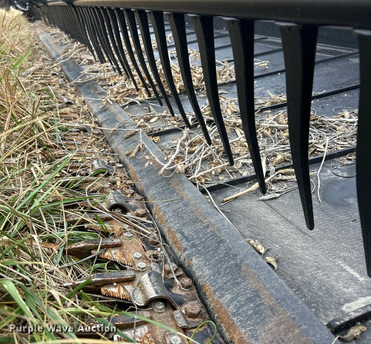 image for item YA1837 2021 MacDon FD140 flex draper head