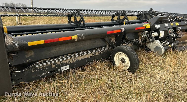 image for item YA1837 2021 MacDon FD140 flex draper head