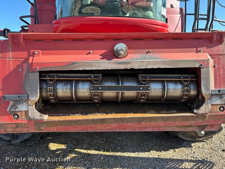 image for item YA1843 2011 Case IH 8120 RWA combine