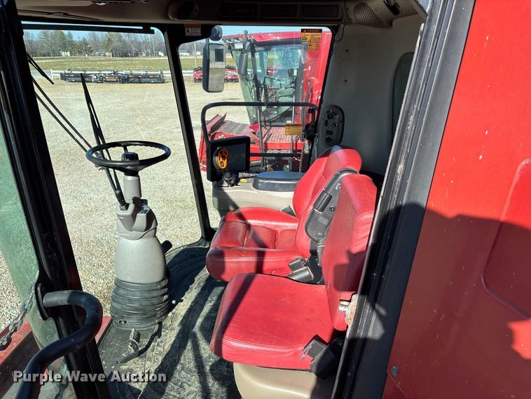 image for item YA1843 2011 Case IH 8120 RWA combine