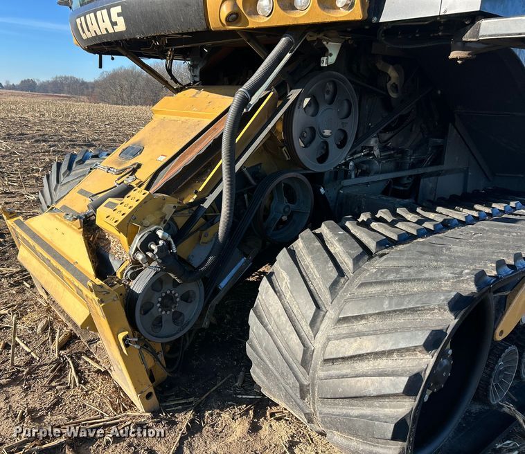 image for item YA1876 Claas Lexion 740 combine