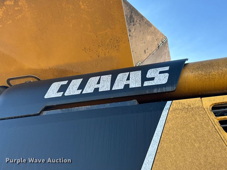 image for item YA1876 Claas Lexion 740 combine