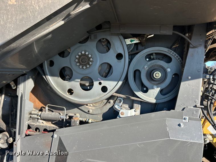 image for item YA1876 Claas Lexion 740 combine