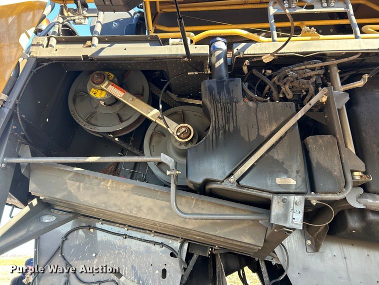 image for item YA1876 Claas Lexion 740 combine