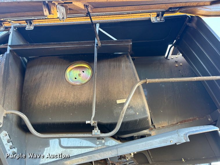 image for item YA1876 Claas Lexion 740 combine