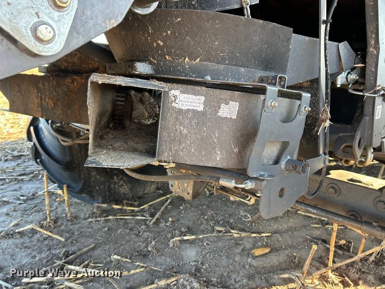 image for item YA1876 Claas Lexion 740 combine