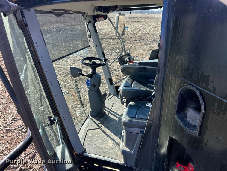 image for item YA1876 Claas Lexion 740 combine