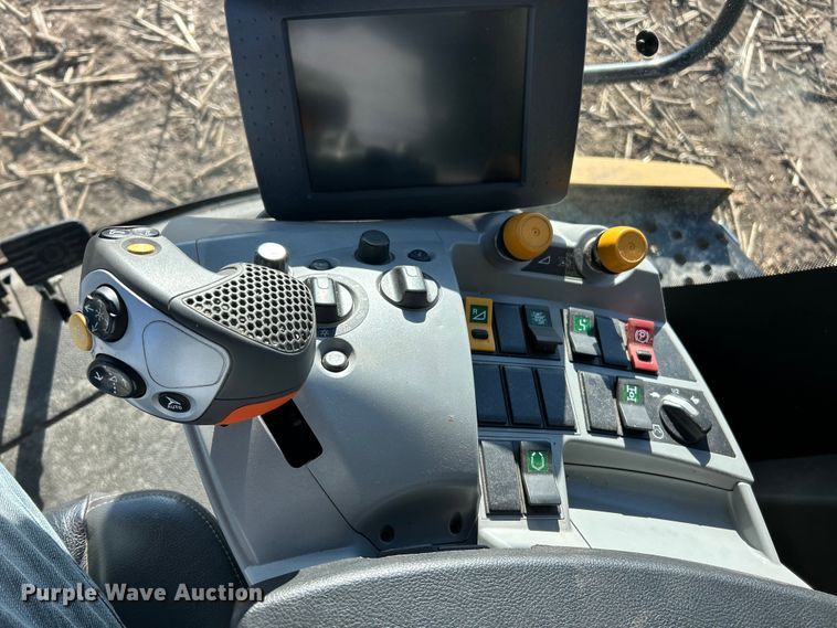 image for item YA1876 Claas Lexion 740 combine