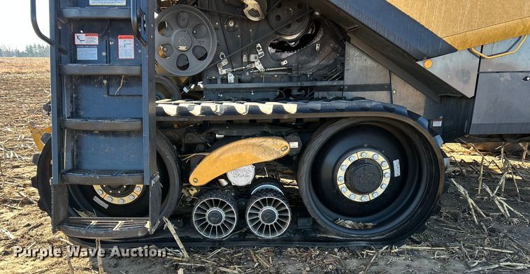 image for item YA1876 Claas Lexion 740 combine