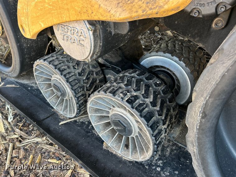 image for item YA1876 Claas Lexion 740 combine