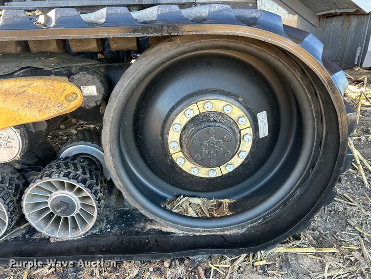 image for item YA1876 Claas Lexion 740 combine