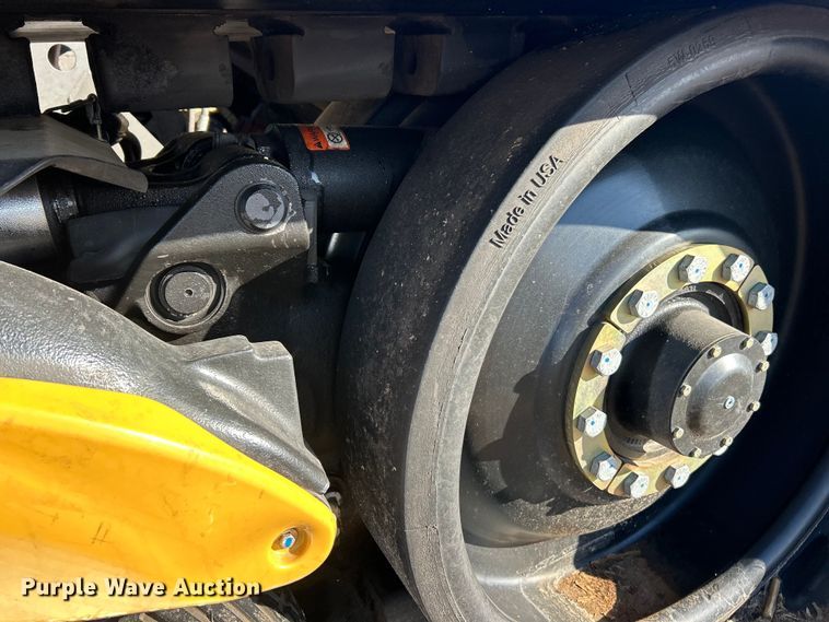 image for item YA1876 Claas Lexion 740 combine