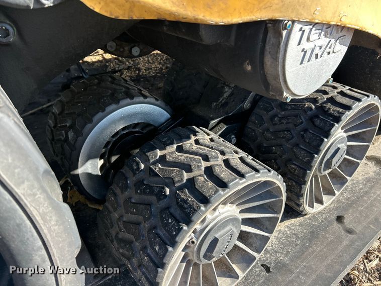 image for item YA1876 Claas Lexion 740 combine