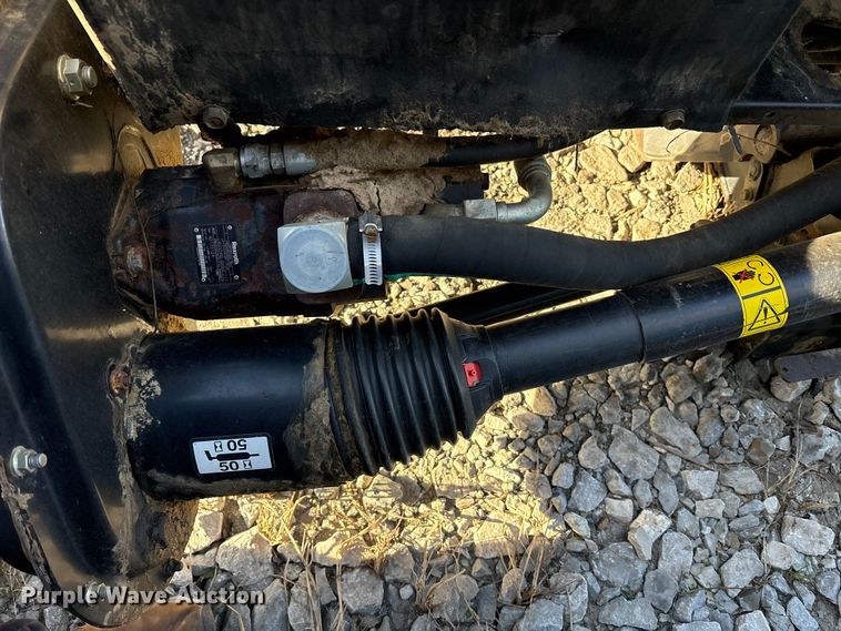 image for item YA1890 2010 Case IH 2162 35MIO 2BH flex draper head