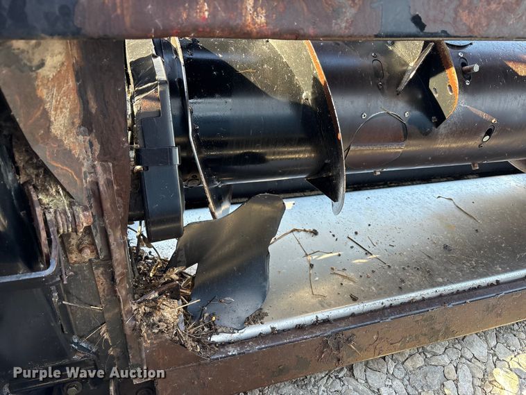 image for item YA1890 2010 Case IH 2162 35MIO 2BH flex draper head