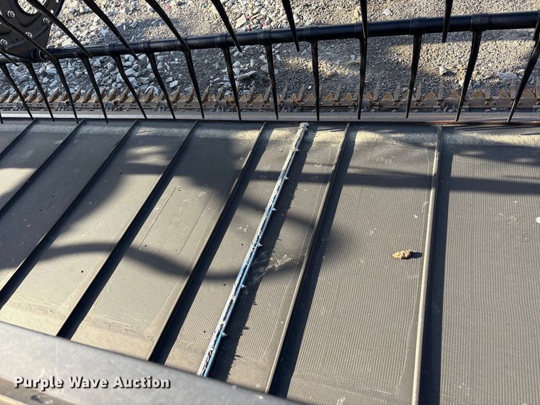 image for item YA1890 2010 Case IH 2162 35MIO 2BH flex draper head