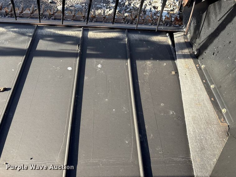 image for item YA1890 2010 Case IH 2162 35MIO 2BH flex draper head