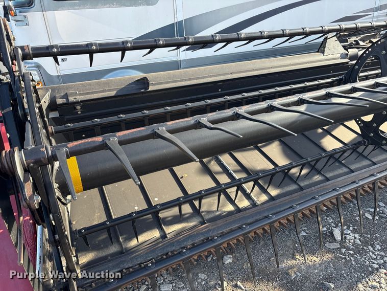 image for item YA1890 2010 Case IH 2162 35MIO 2BH flex draper head