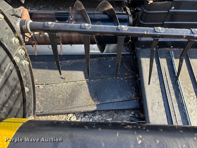 image for item YA1890 2010 Case IH 2162 35MIO 2BH flex draper head