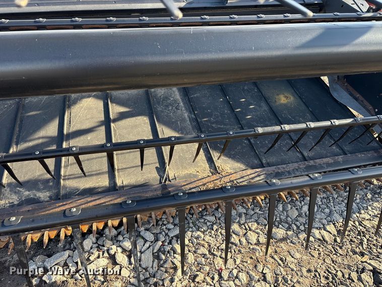 image for item YA1890 2010 Case IH 2162 35MIO 2BH flex draper head