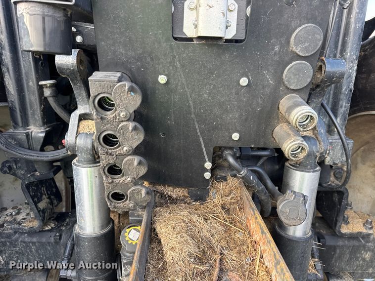 image for item YA1893 2023 Case IH MAXXUM 115 MFWD tractor