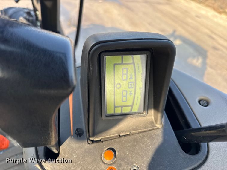 image for item YA1893 2023 Case IH MAXXUM 115 MFWD tractor