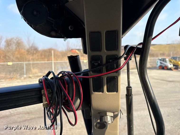 image for item YA1893 2023 Case IH MAXXUM 115 MFWD tractor