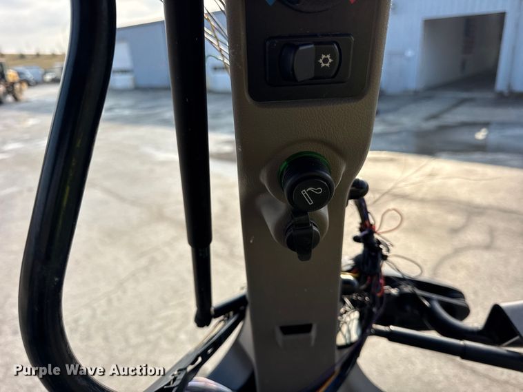 image for item YA1893 2023 Case IH MAXXUM 115 MFWD tractor