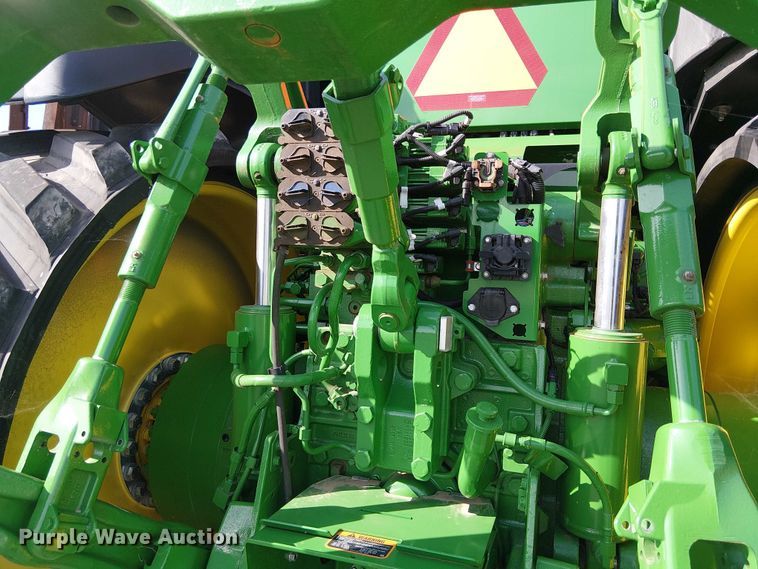 image for item YA1898 2024 John Deere 8RT 370 tractor