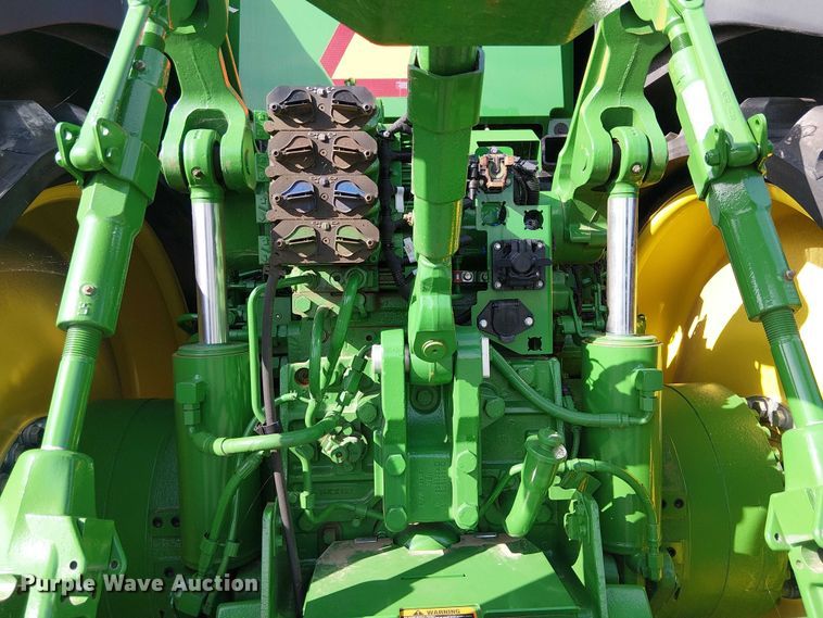 image for item YA1898 2024 John Deere 8RT 370 tractor