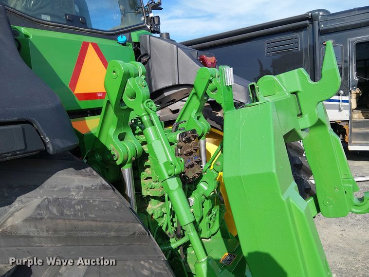 image for item YA1898 2024 John Deere 8RT 370 tractor