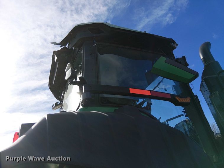 image for item YA1898 2024 John Deere 8RT 370 tractor