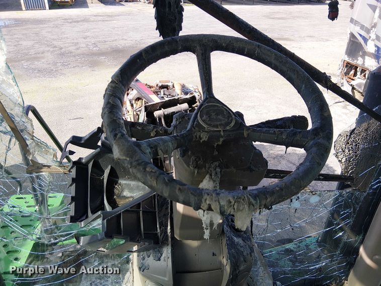 image for item YA1898 2024 John Deere 8RT 370 tractor