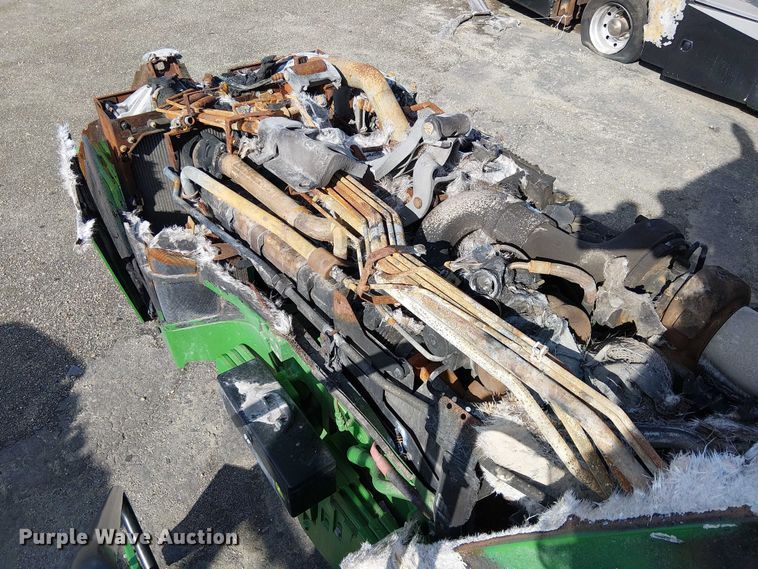 image for item YA1898 2024 John Deere 8RT 370 tractor