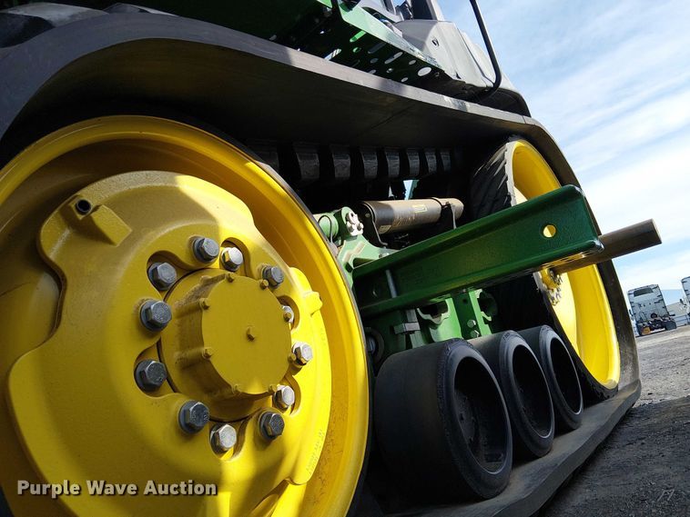 image for item YA1898 2024 John Deere 8RT 370 tractor