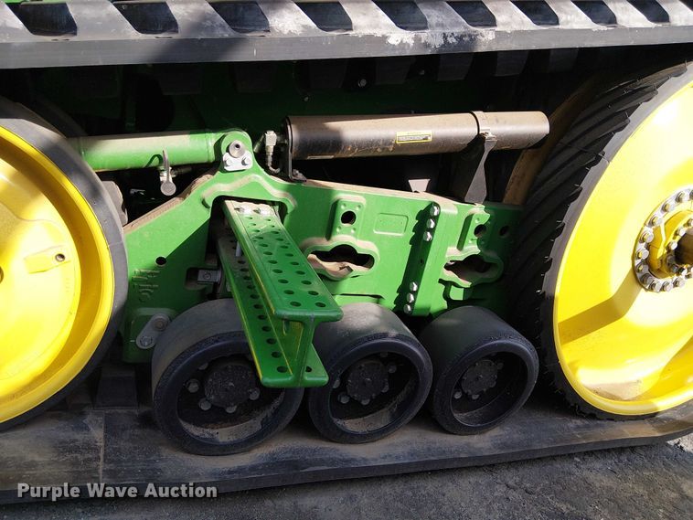 image for item YA1898 2024 John Deere 8RT 370 tractor